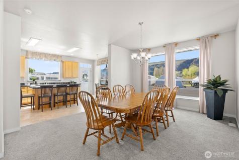 905 Hunter Avenue SW Quincy WA 98848