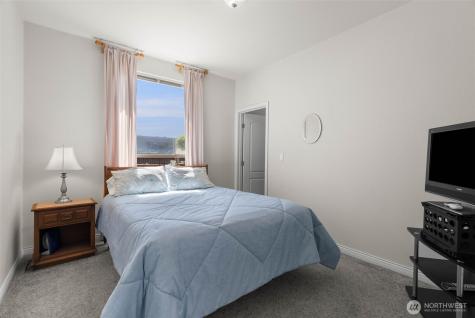 905 Hunter Avenue SW Quincy WA 98848