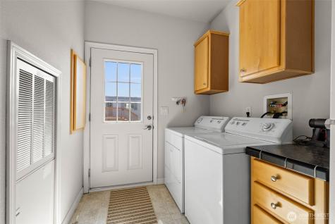 905 Hunter Avenue SW Quincy WA 98848
