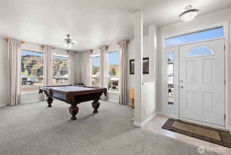 905 Hunter Avenue SW Quincy WA 98848