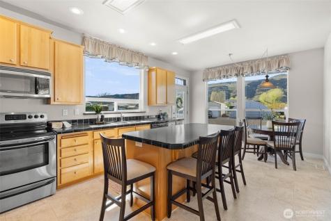 905 Hunter Avenue SW Quincy WA 98848