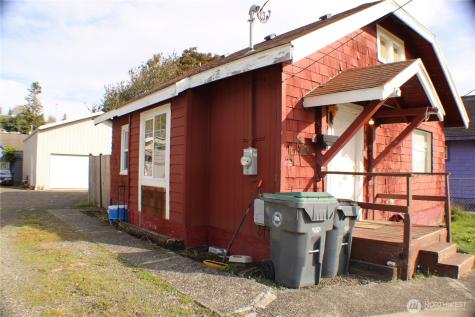 309 Eklund Avenue Hoquiam WA 98550