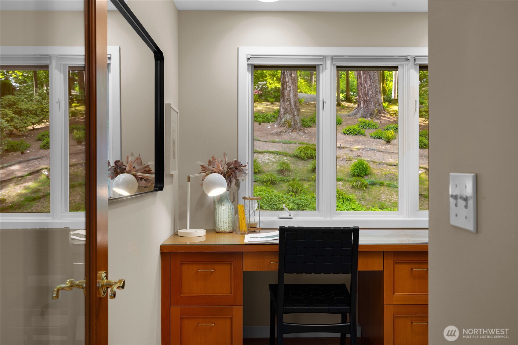 3813 W Mercer Way Mercer Island WA 98040