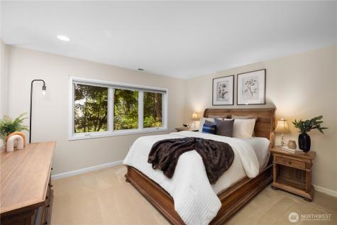 3813 W Mercer Way Mercer Island WA 98040