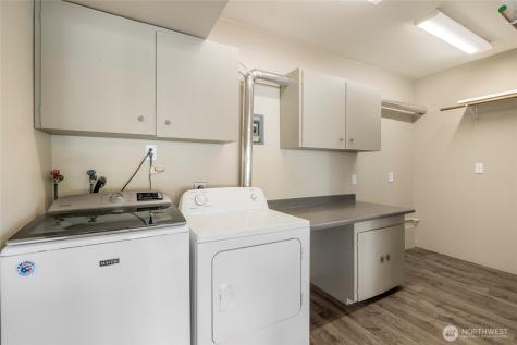 9537 S 213th Street Kent WA 98031