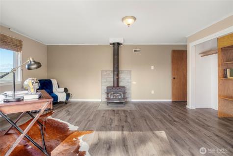 9537 S 213th Street Kent WA 98031