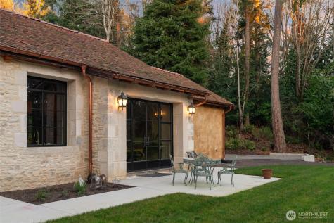 11008 N Deer Drive Woodway WA 98020