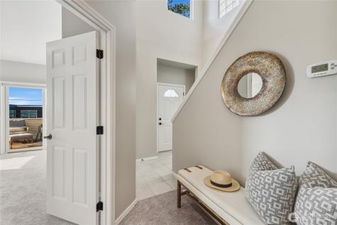 5064 Beach Drive SW Seattle WA 98136
