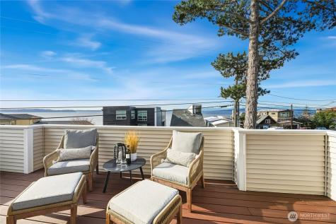 5064 Beach Drive SW Seattle WA 98136