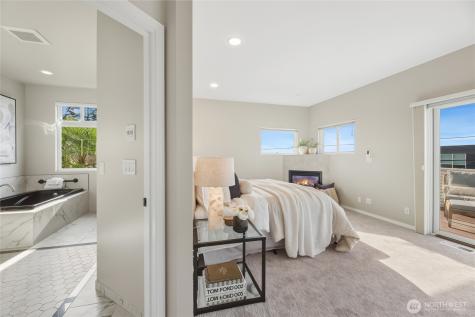 5064 Beach Drive SW Seattle WA 98136