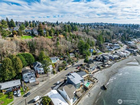 5064 Beach Drive SW Seattle WA 98136