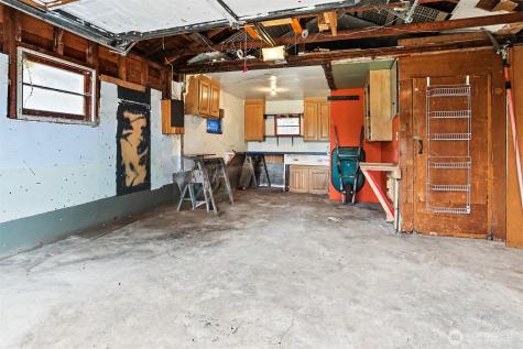 12238 76th Avenue S Seattle WA 98178