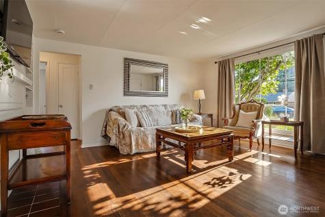12238 76th Avenue S Seattle WA 98178