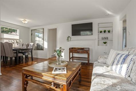 12238 76th Avenue S Seattle WA 98178