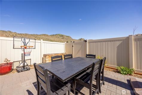 452 Spring View Place Chelan WA 98816