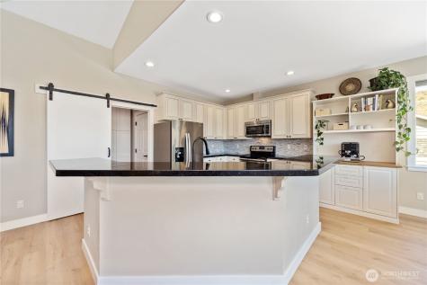 452 Spring View Place Chelan WA 98816
