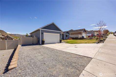 452 Spring View Place Chelan WA 98816