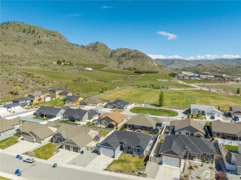 452 Spring View Place Chelan WA 98816