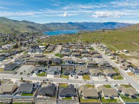 452 Spring View Place Chelan WA 98816