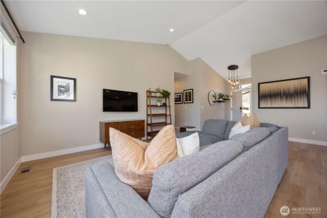 452 Spring View Place Chelan WA 98816