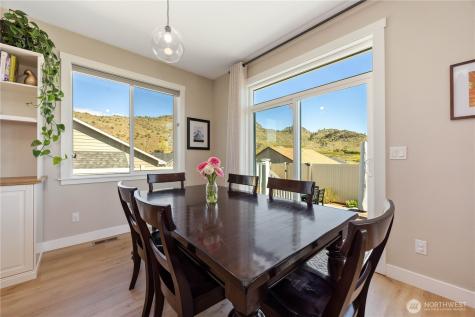 452 Spring View Place Chelan WA 98816
