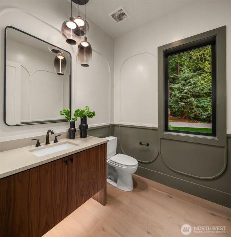 11005 NE 15th Street Bellevue WA 98004