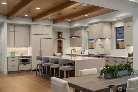 11005 NE 15th Street Bellevue WA 98004
