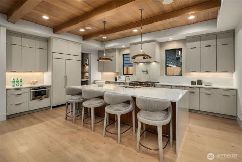 11005 NE 15th Street Bellevue WA 98004