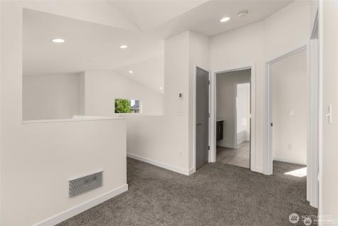 6013 S 127th Lane Seattle WA 98178
