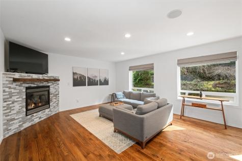 861 Summerhill Drive Sedro Woolley WA 98284