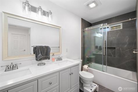 861 Summerhill Drive Sedro Woolley WA 98284