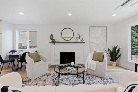 4257 W 33rd Ave W Seattle WA 98199