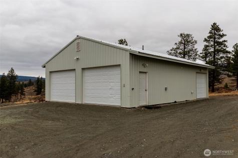 182 Point Drive Oroville WA 98844