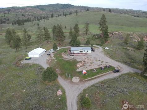 182 Point Drive Oroville WA 98844