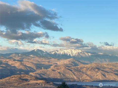 182 Point Drive Oroville WA 98844