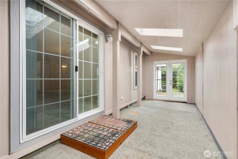 9806 196th Street E Graham WA 98338