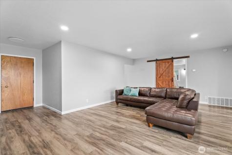 6119 209th Street NE Arlington WA 98223