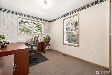 3122 Hollywood Drive NE Olympia WA 98516