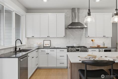 414 222nd Place SE Sammamish WA 98074