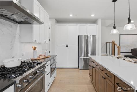 414 222nd Place SE Sammamish WA 98074
