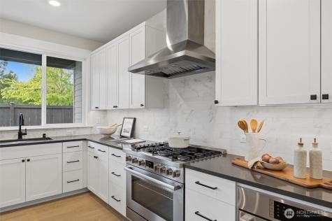414 222nd Place SE Sammamish WA 98074