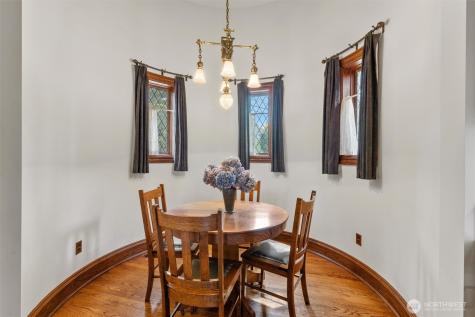 4725 W Mercer Way Mercer Island WA 98040