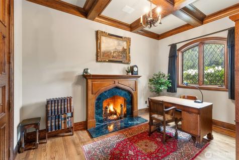 4725 W Mercer Way Mercer Island WA 98040