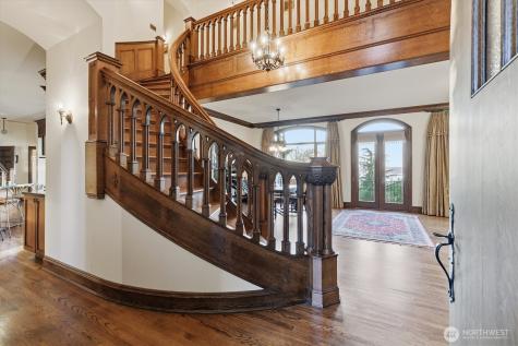 4725 W Mercer Way Mercer Island WA 98040