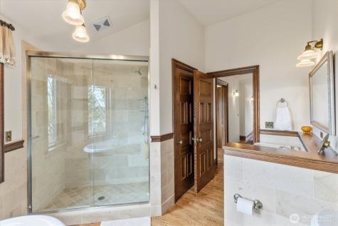 4725 W Mercer Way Mercer Island WA 98040
