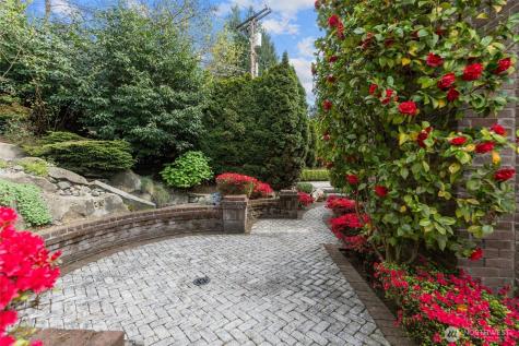 4725 W Mercer Way Mercer Island WA 98040