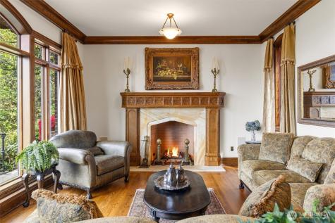 4725 W Mercer Way Mercer Island WA 98040