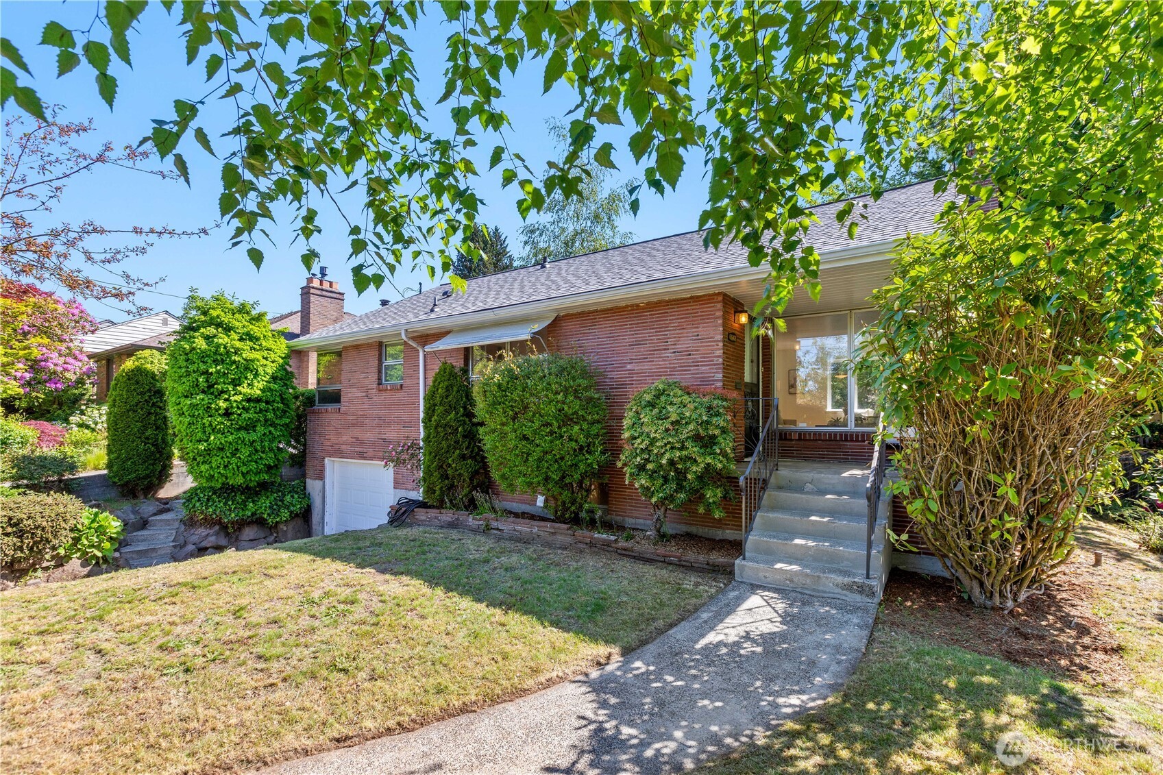 6542 43rd Avenue NE Seattle WA 98115