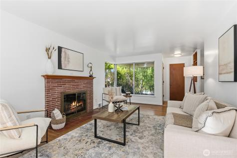 6542 43rd Avenue NE Seattle WA 98115