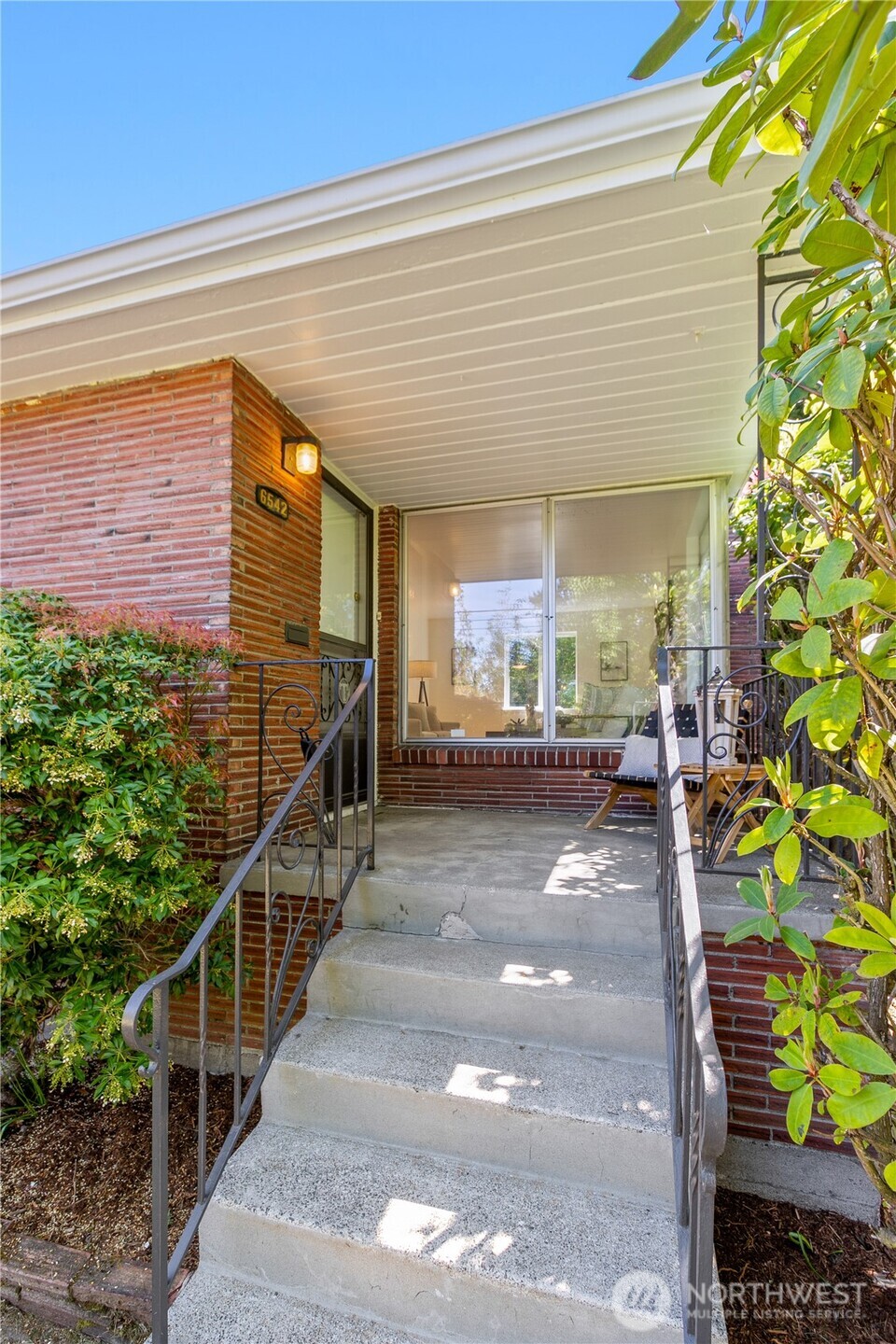 6542 43rd Avenue NE Seattle WA 98115